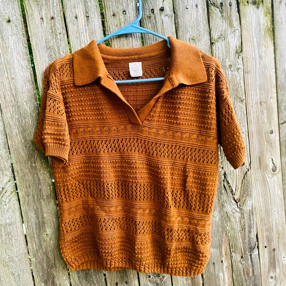 Knitted shirt like new !